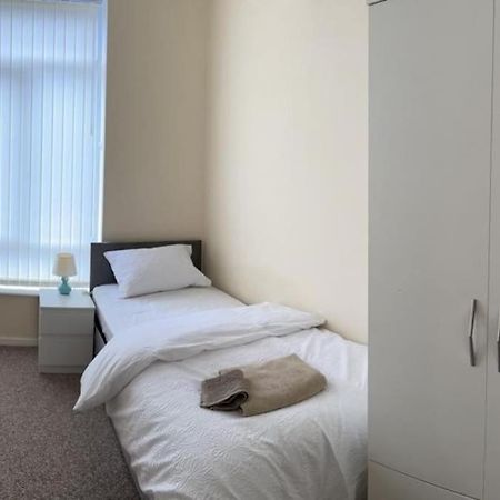 Rooms 7 Minutes From Etihad Manchester Exteriér fotografie